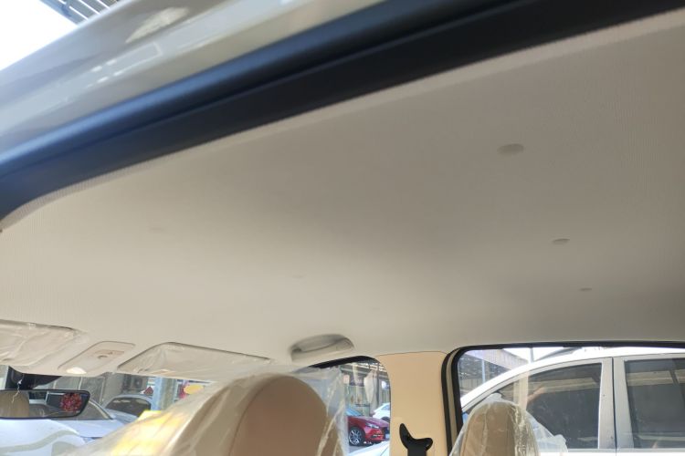 五菱汽车 宏光MINIEV 2025款 四门版 进阶款中控内饰22