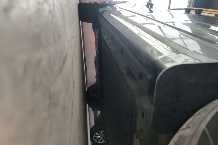 领克09 EM-P 2023款 2.0TD EM-P 远航版PM 七座局部细节9001