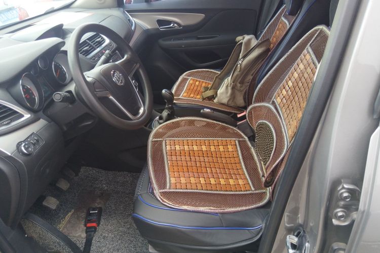 别克 昂科拉 2013款 1.4T 手动两驱进取型局部细节19