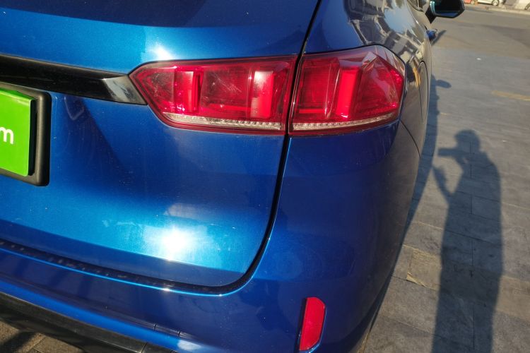 魏牌 VV7 2017款 2.0T 旗舰型车身外观6006