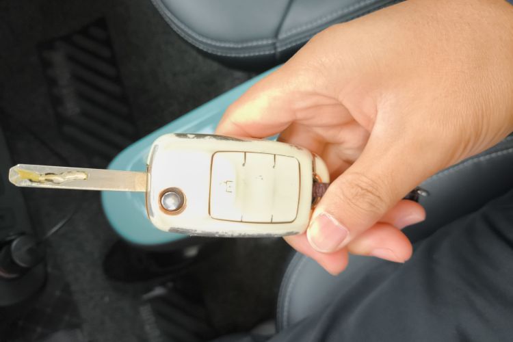 长安启源 长安Lumin 2022款 210km 香甜款中控内饰11