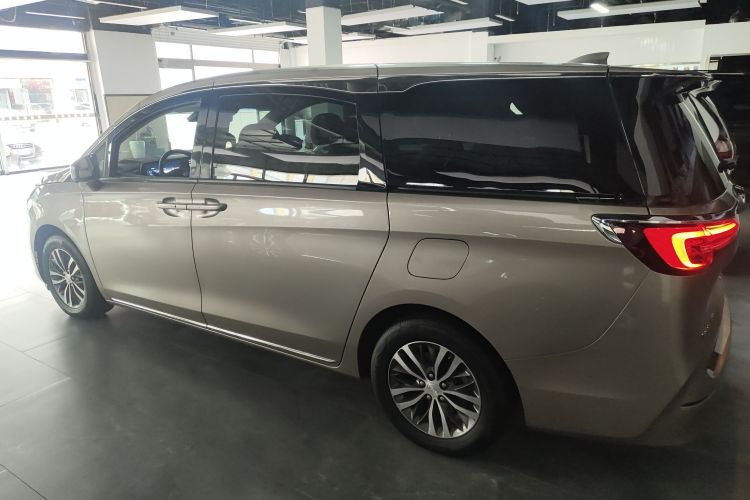 别克GL8 2023款 ES陆尊 尊享型车身外观6003