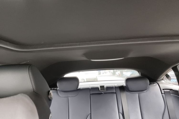 宝马4系 2020款 430i Gran Coupe M运动曜夜版局部细节22