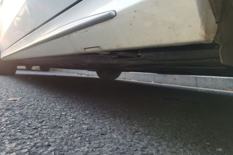 奔驰C级 2020款 改款 C 260 L 运动版局部细节9003