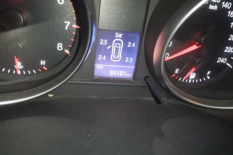 哈弗H6 2015款 升级版 1.5T 手动两驱精英型中控内饰15