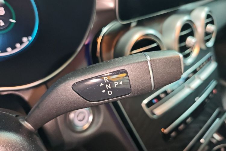 奔驰C级(进口) 2020款 C 260 轿跑车中控内饰18