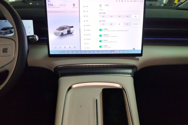 小鹏X9 2025款 740超长续航 Max局部细节16