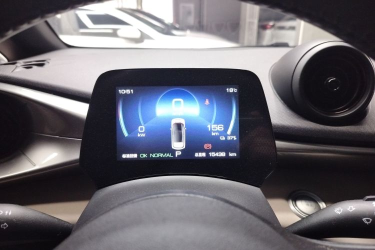 比亚迪 海豚 2023款 420km 时尚版中控内饰14