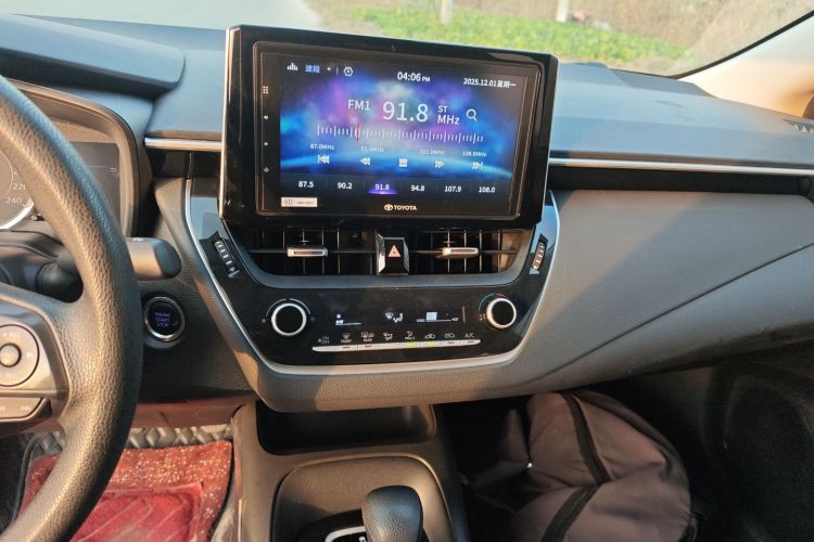 丰田 卡罗拉 2019款 1.2T S-CVT GL-i精英版中控内饰16