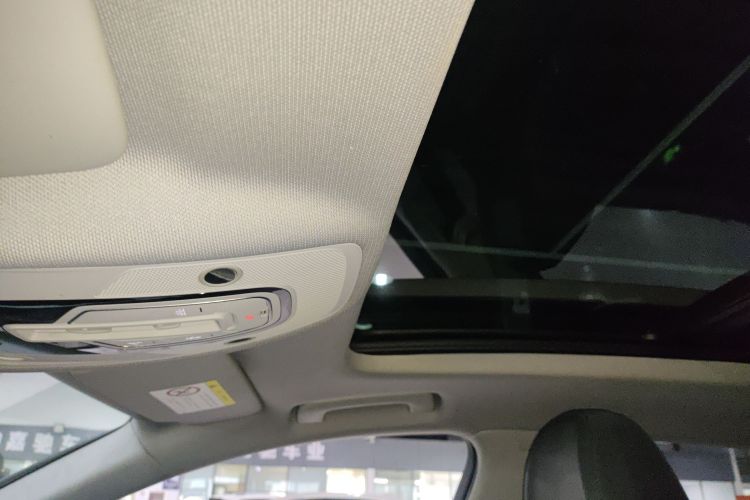 奥迪A4L 2019款 40 TFSI 时尚型 国VI中控内饰22