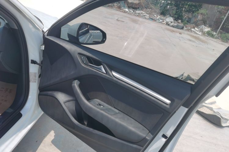 奥迪A3 2020款 改款 Sportback 35 TFSI 进取型 国VI中控内饰7005