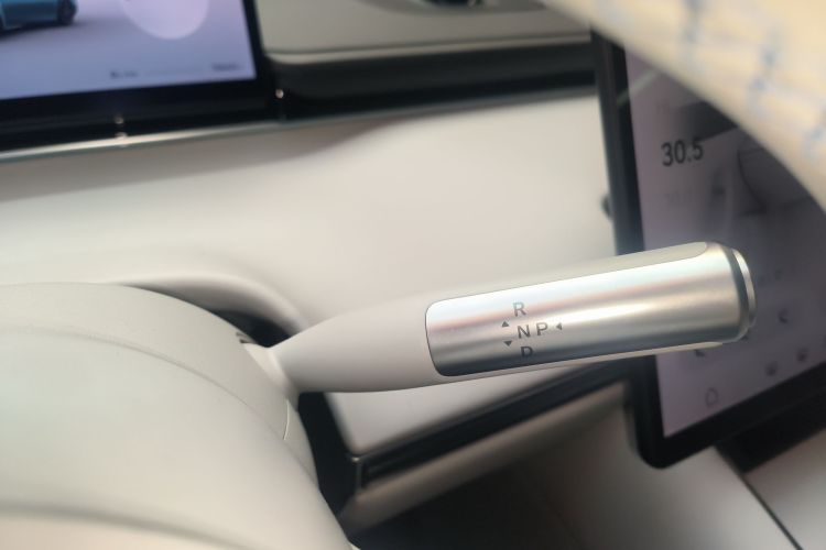 鸿蒙智行 智界S7 2025款 855km Max局部细节18