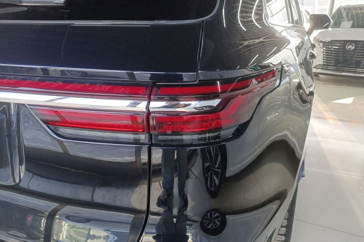 理想汽车 理想ONE 2020款 增程6座版车身外观6006