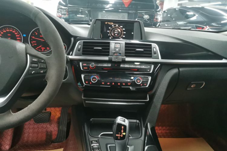 宝马3系 2017款 318Li 时尚型局部细节16