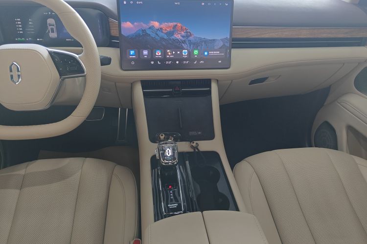 鸿蒙智行 问界M7 2024款 1.5T 后驱Plus版 5座中控内饰16