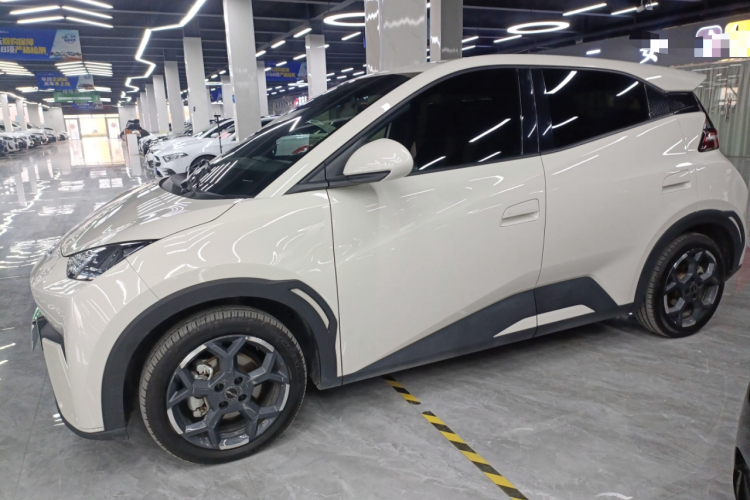 比亚迪 海鸥 2025款 405km 飞翔版车身外观4