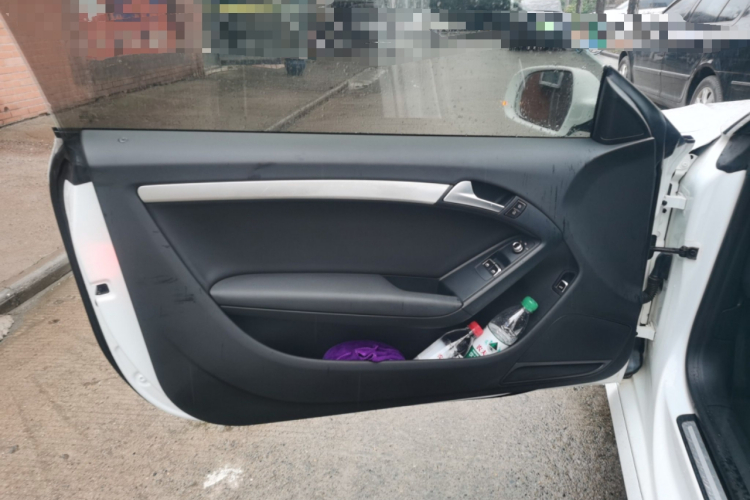 奥迪A5 2013款 Coupe 40 TFSI中控内饰7007