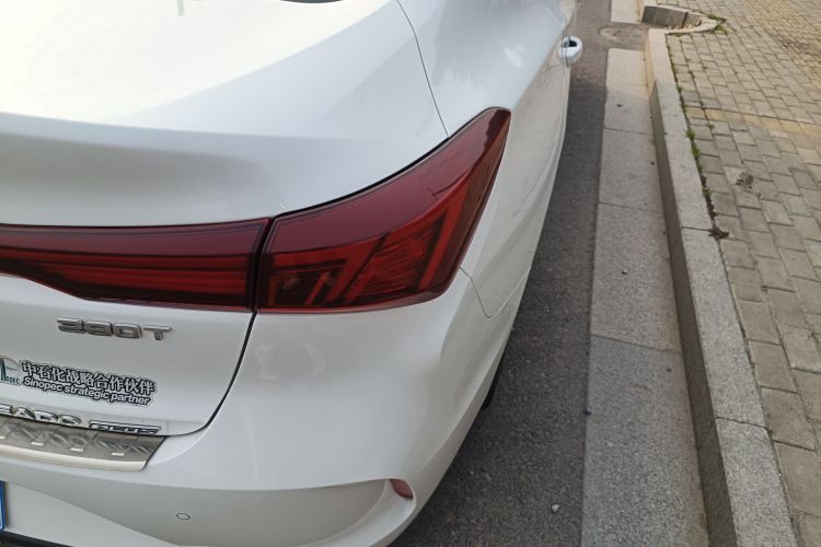 长安 逸动 2022款 PLUS 蓝鲸NE 1.4T GDI DCT尊贵版车身外观6001