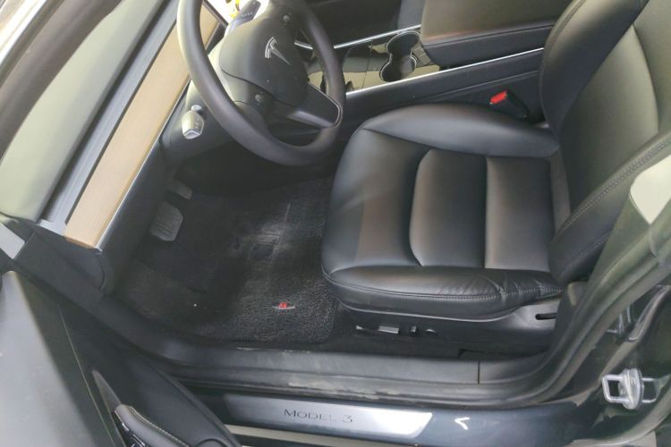 特斯拉 Model 3 2020款 改款 标准续航后驱升级版局部细节19