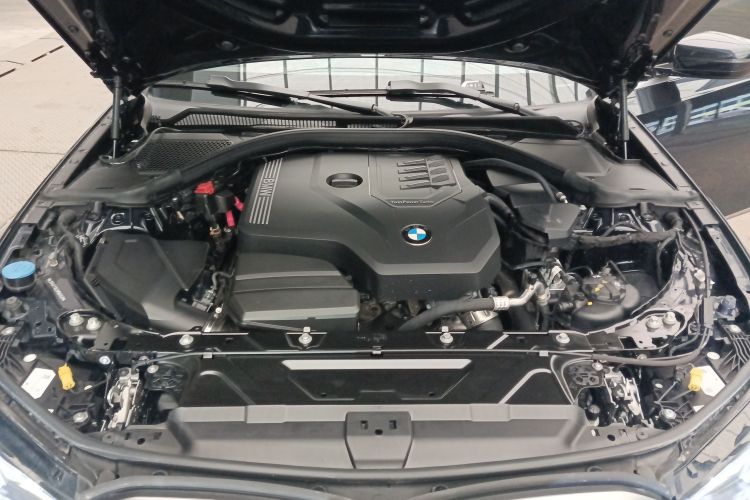 宝马3系 2025款 325i M运动套装局部细节24