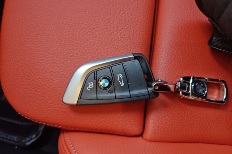 宝马X2 2021款 sDrive25i M运动套装中控内饰11