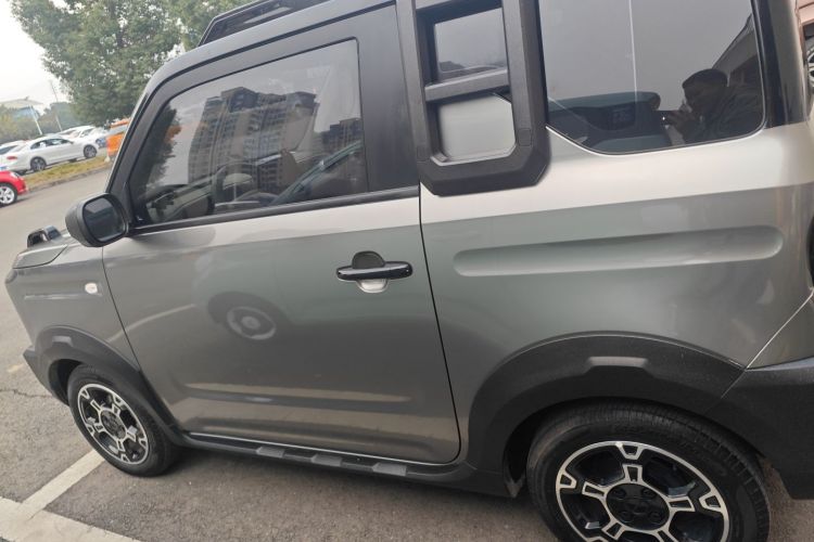 吉利银河 2025款 210km 熊猫骑士车身外观4