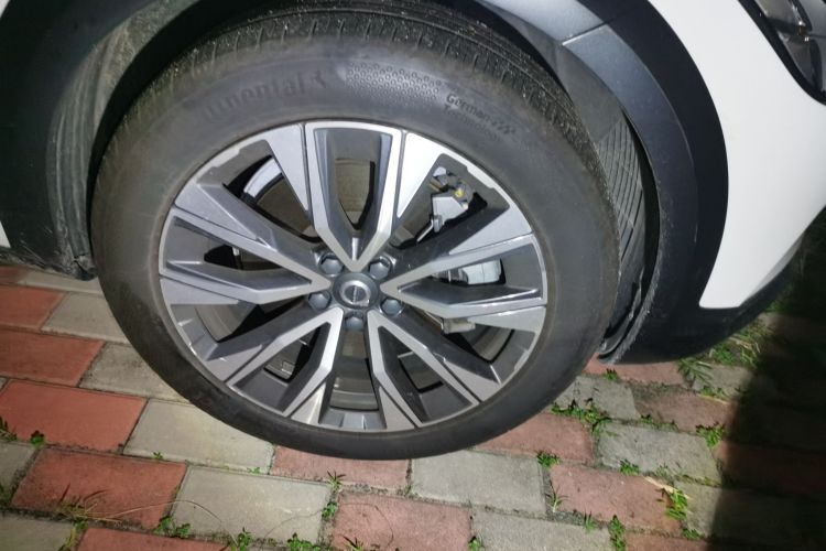 沃尔沃V90 2022款 Cross Country B5 AWD 智远版车身外观10