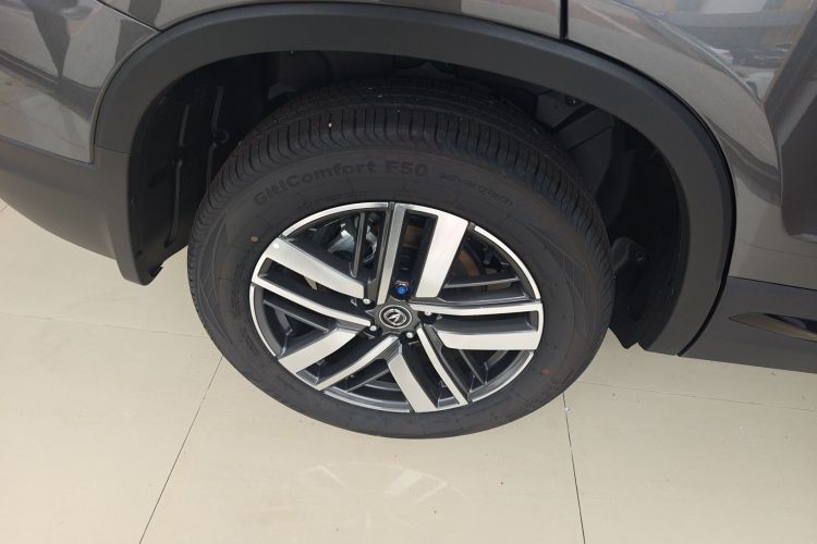 长安CS75 2024款 畅享版 1.5T DCT豪华型车身外观6008