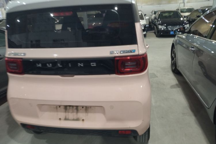 五菱汽车 宏光MINIEV 2022款 悦享款 磷酸铁锂车身外观9