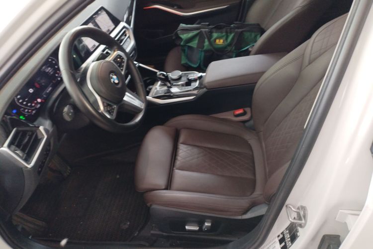 宝马3系 2022款 改款 325Li M运动套装局部细节19