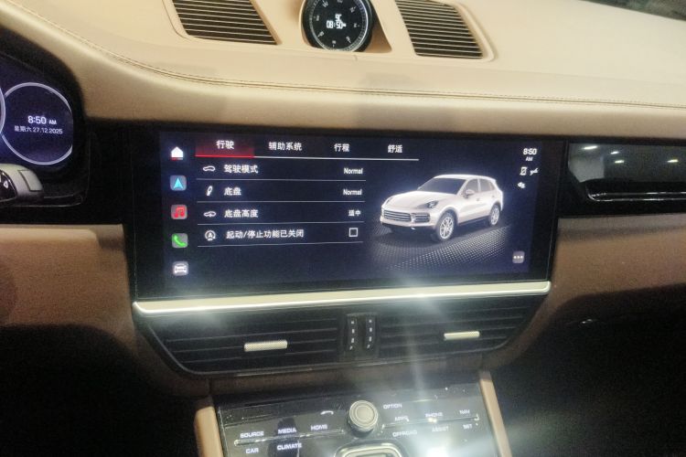 保时捷 2023款 Cayenne 3.0T中控内饰16