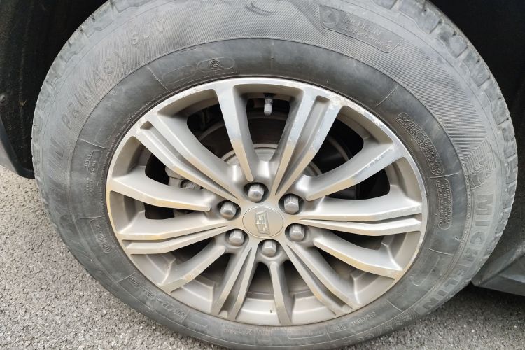 凯迪拉克XT5 2018款 28T 四驱豪华型车身外观6008