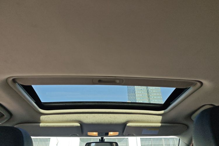 三菱 欧蓝德 2019款 2.0L 两驱畅享版 7座 国VI中控内饰22