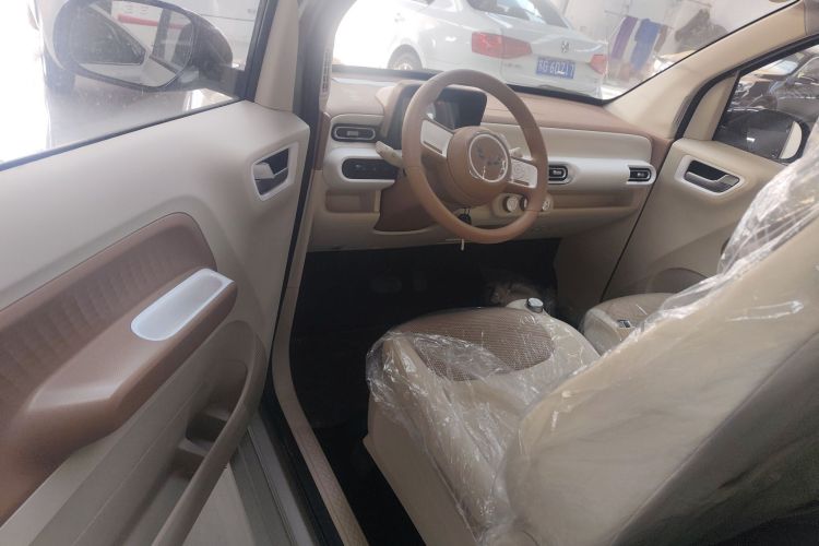 五菱汽车 宏光MINIEV 2024款 第三代 215km 青春版中控内饰20