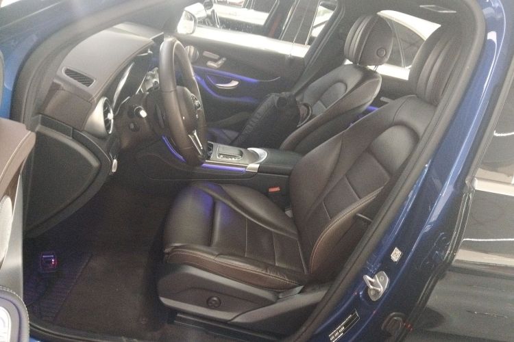 奔驰GLC 2021款 GLC 260 L 4MATIC 豪华型局部细节19