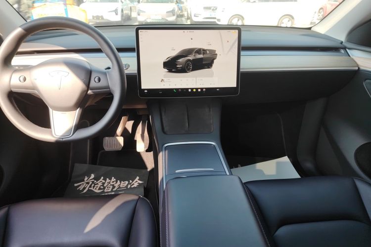 特斯拉 Model Y 2022款 改款 后轮驱动版中控内饰18