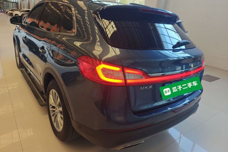 林肯MKX 2017款 2.0T 四驱尊雅版车身外观6