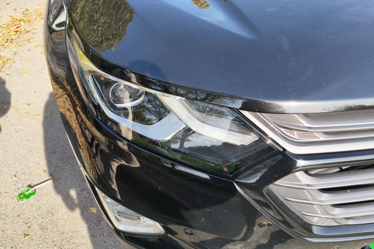 雪佛兰 探界者 2018款 RS 550T 自动四驱捍界版车身外观8