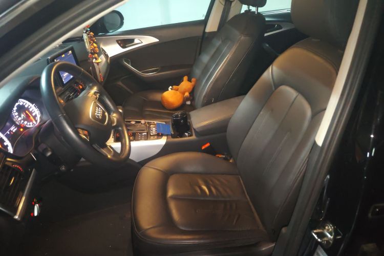 奥迪A6L 2014款 30 FSI 技术型中控内饰19