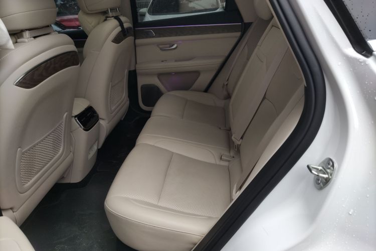 鸿蒙智行 问界M5 2022款 增程后驱标准版中控内饰7004