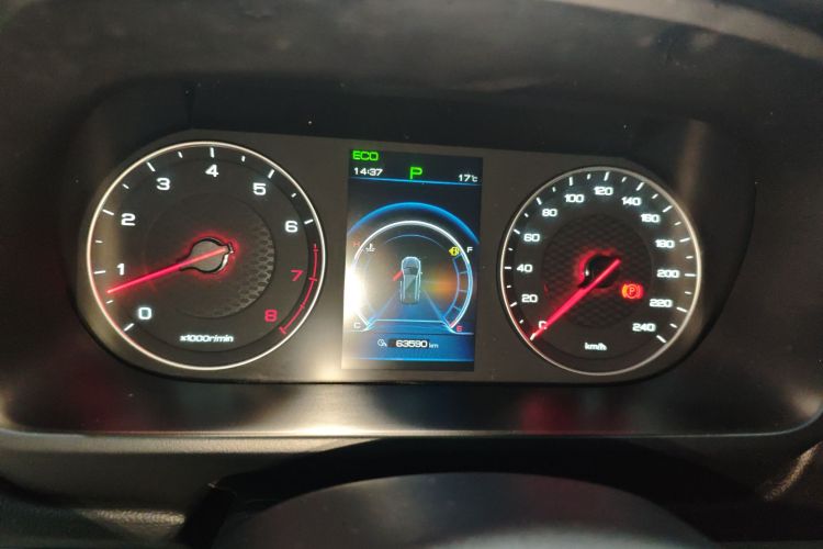 比亚迪 唐 2019款 2.0T 自动智联尊贵型 7座 国VI局部细节14