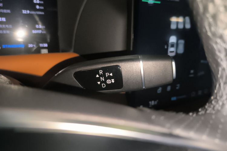 小鹏G9 2022款 650 性能版Pro中控内饰18