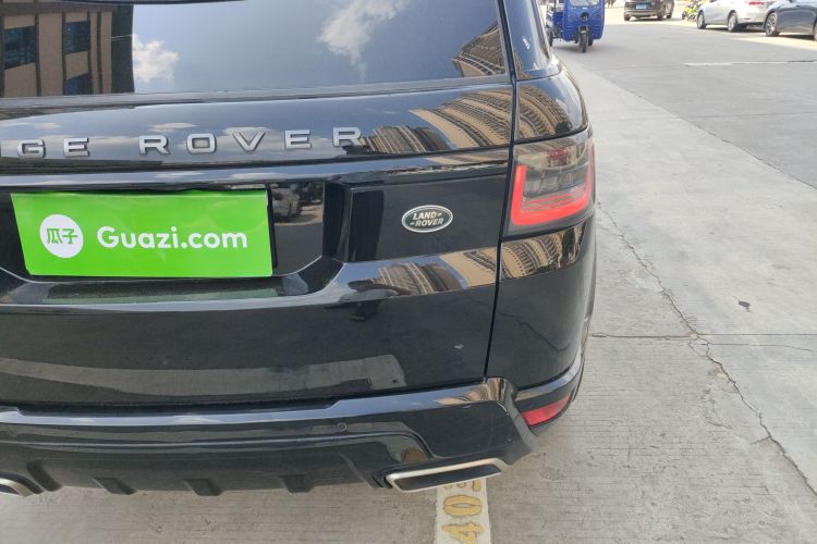 路虎 揽胜运动版 2020款 3.0 L6 HSE DYNAMIC车身外观6006