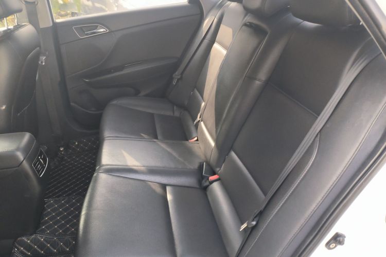 现代 名图 2014款 1.8L 自动智能型GLS中控内饰7004