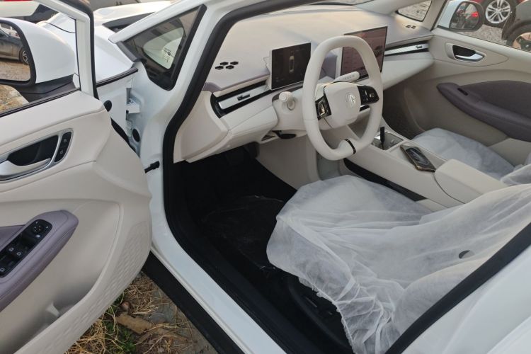 名爵 MG4 EV 2026款 437 从容版中控内饰7003