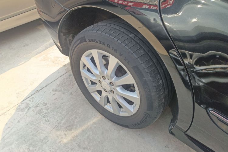 奔驰R级 2011款 R 300 L 商务型车身外观6008