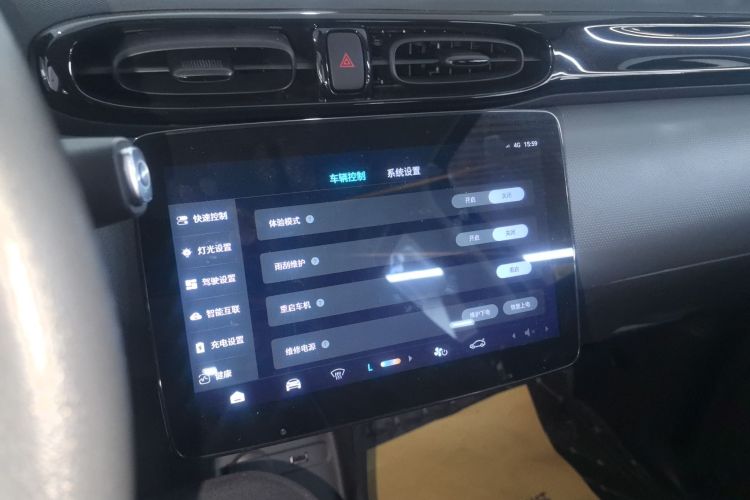 零跑汽车 零跑T03 2024款 403舒享版局部细节16