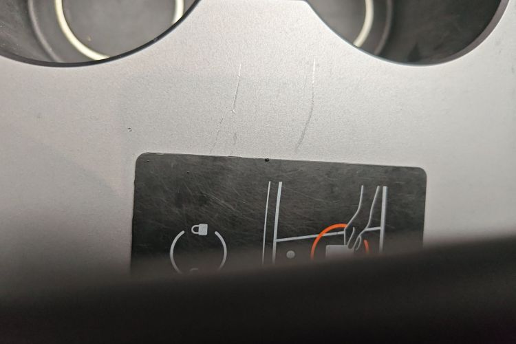 特斯拉 Model Y 2021款 标准续航后驱版中控内饰7001