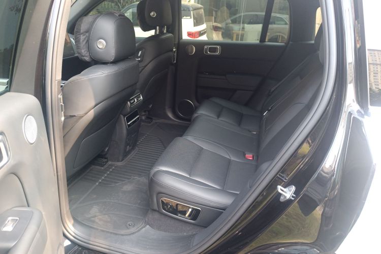 理想汽车 理想L7 2023款 Air中控内饰21