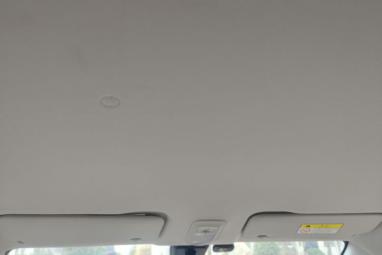 五菱汽车 五菱缤果 2023款 333km 灵犀互联款局部细节22